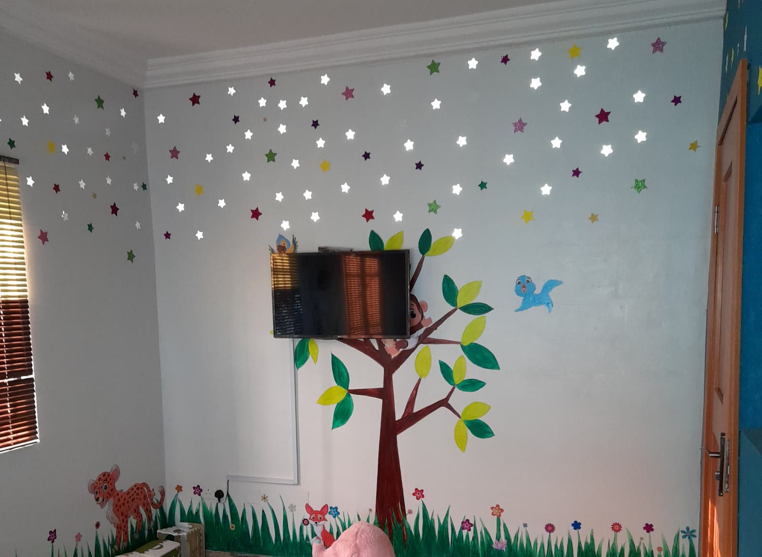 Wall Art & Murals